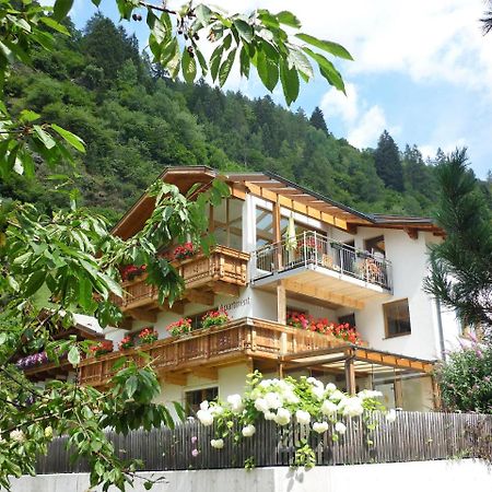 Apartment Fernerblick Neustift im Stubaital Buitenkant foto